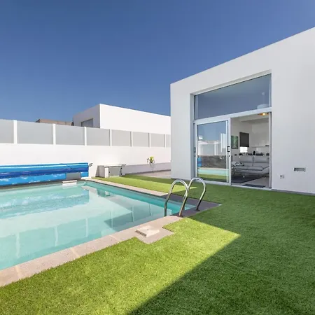 La Sombrera Playa Blanca (Lanzarote)